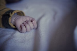 small-child-g51b12df18_640